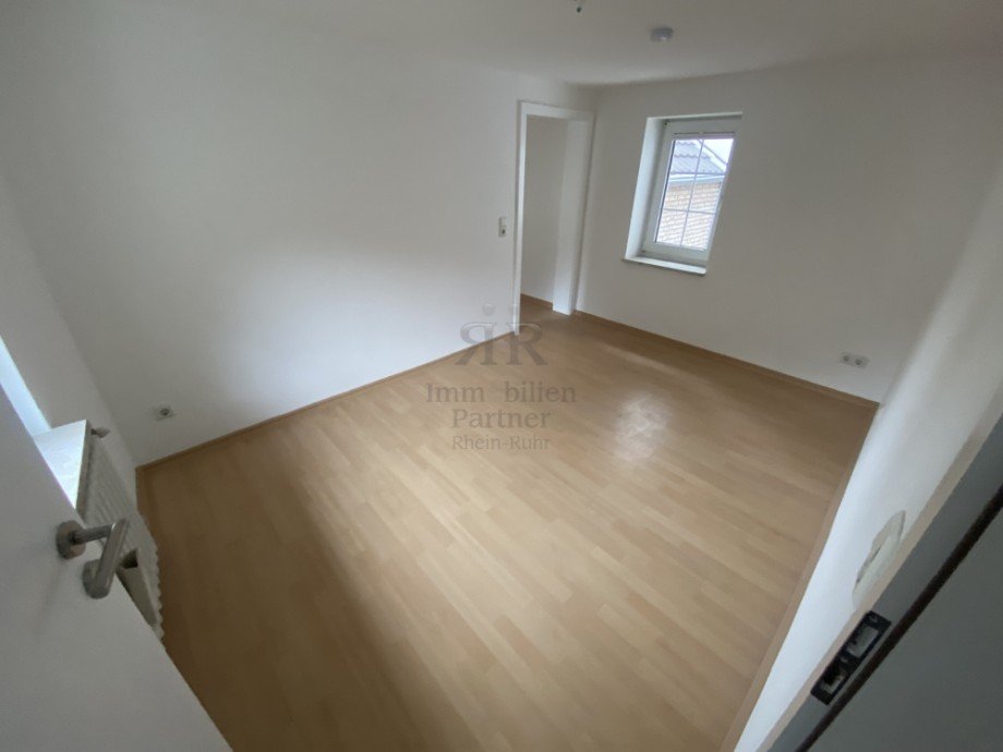 Haus vermietet - OG Raum 1 Einfamilienhaus Dinslaken