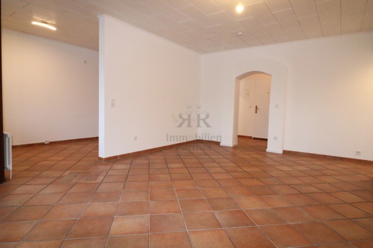 Wohnzimmer u. K�che Duisburg Etagenwohnung Sch�ne Eigentumswohnung mit Balkon in Duisburg-Hochheide!