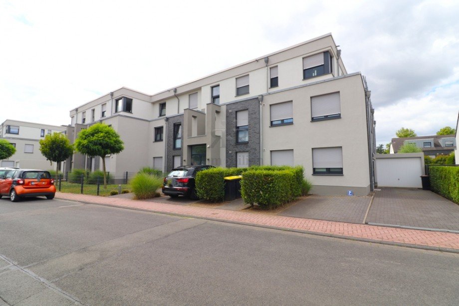Vorderansicht Penthousewohnung Dinslaken