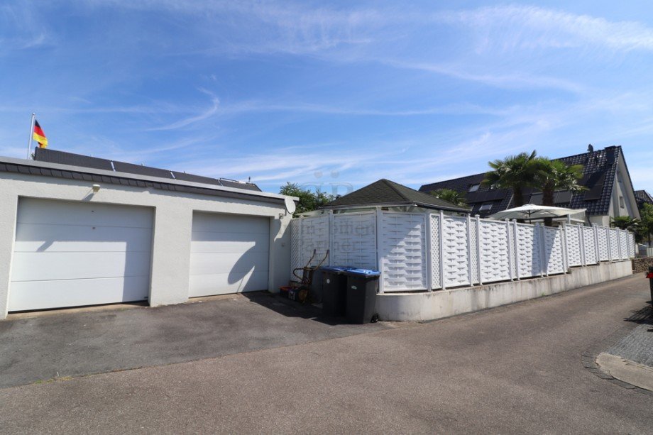 Doppelgarage Reihenendhaus Dinslaken / Hiesfeld