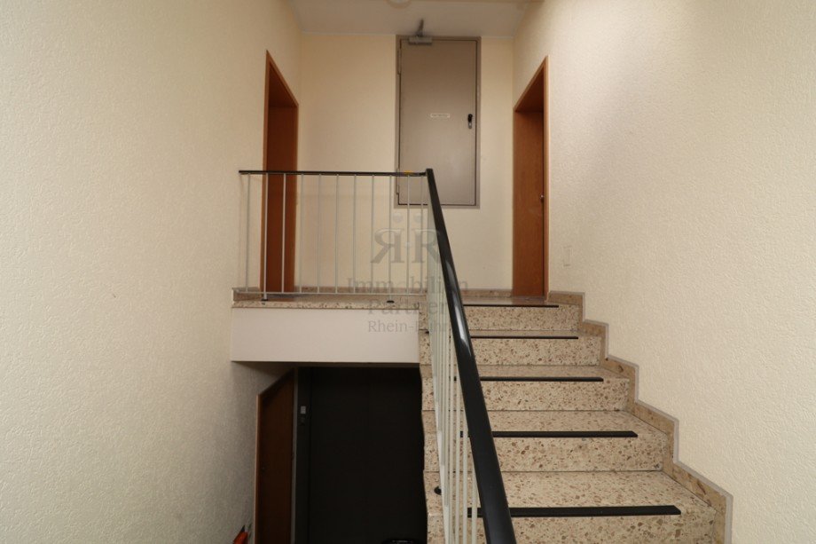 Treppenhaus Dachgeschosswohnung Dinslaken
