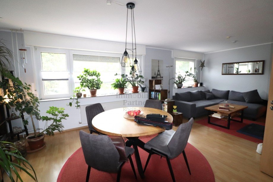 Wohn-/Esszimmer Maisonettewohnung Dinslaken