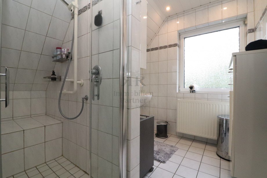 1.OG Badezimmer Einfamilienhaus Dinslaken