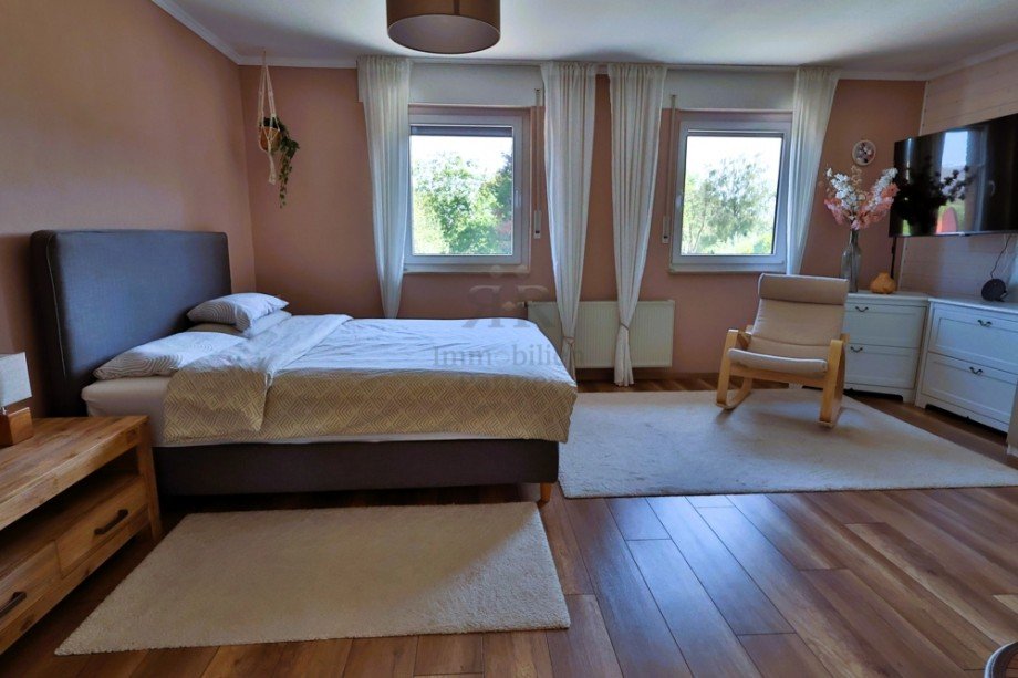 Schlafzimmer Doppelhaush�lfte Duisburg / M�hlenberg