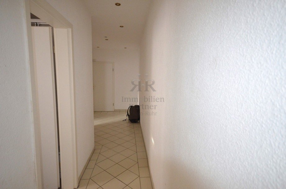 2. OG Diele Mehrfamilienhaus Krefeld