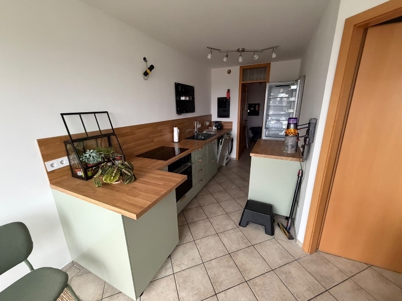 Neue Einbauk�che Etagenwohnung Wesel / B�derich