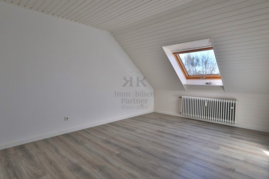 Schlafzimmer Dachgeschosswohnung Oberhausen