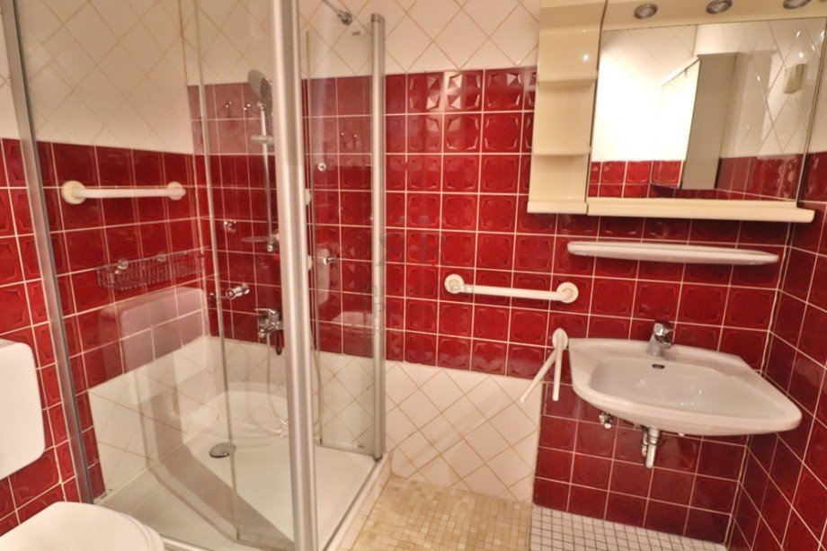 Bad mit Dusche Reihenhaus Oberhausen