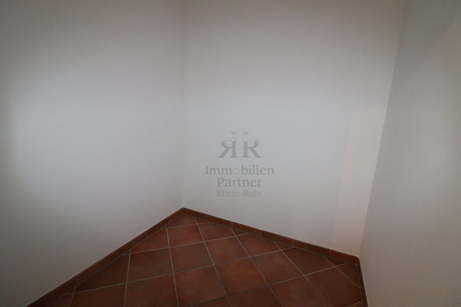 Garderobe Etagenwohnung Duisburg