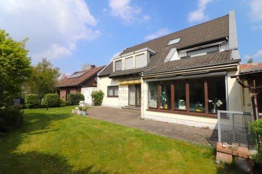 Hauptbild Stilvolle und gro�z�gige 3-Raum Erdgeschosswohnung mit tollem Garten im 2-Fam.-Haus in TOP-Lage!
