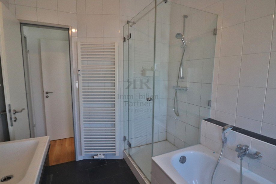 Große, helle Wohnung, nahe der Voerder Innenstadt! - Foto 3