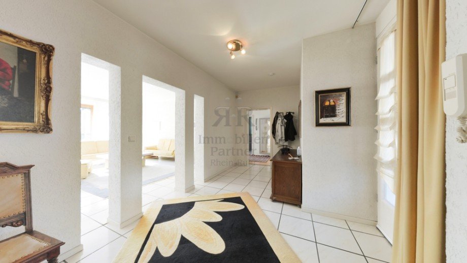 Eingangsdiele Erdgeschosswohnung Duisburg / Huckingen