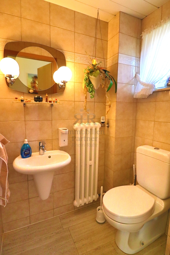 EG_G�ste-WC Doppelhaush�lfte Dinslaken