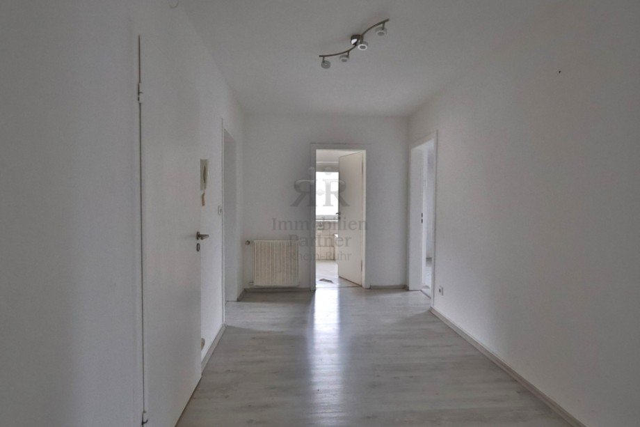 Diele Dachgeschosswohnung Krefeld / Uerdingen