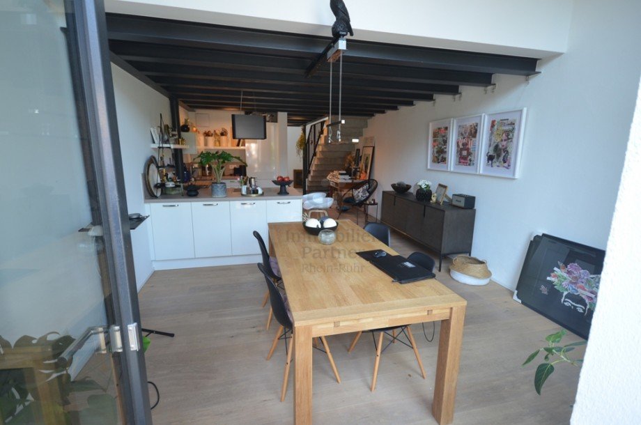 Blick ins Haus Maisonettewohnung Krefeld