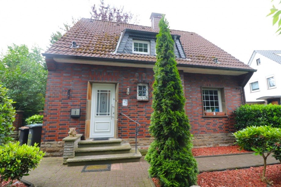Vorderansicht Einfamilienhaus Dinslaken