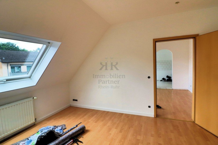DG Schlafzimmer Mehrfamilienhaus Dinslaken / Averbruch