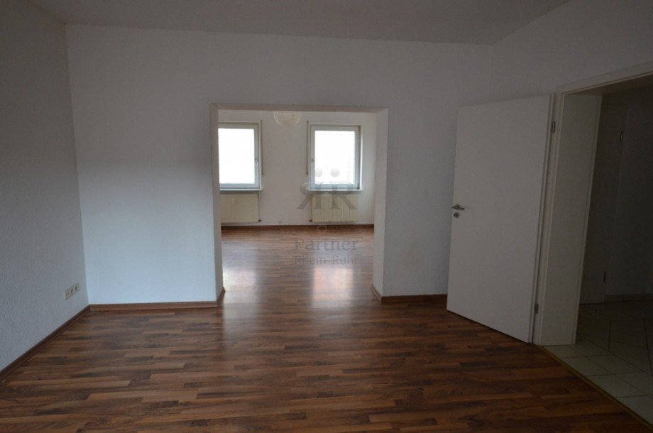 2.OG Wohn-Esszimmer Mehrfamilienhaus Krefeld