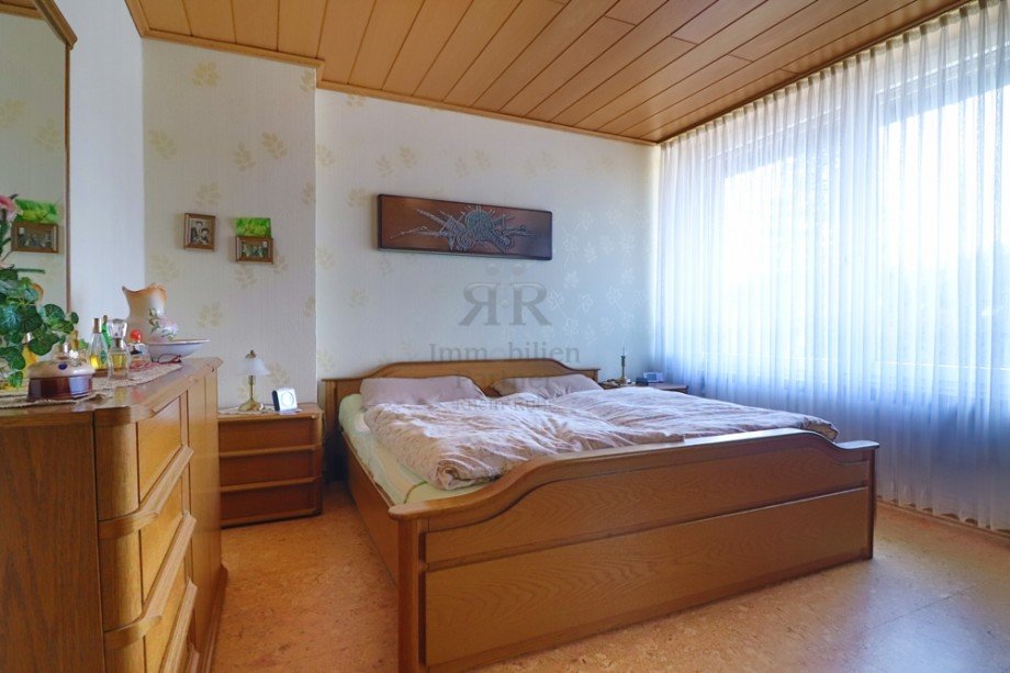 OG_Schlafzimmer Doppelhaush�lfte Dinslaken
