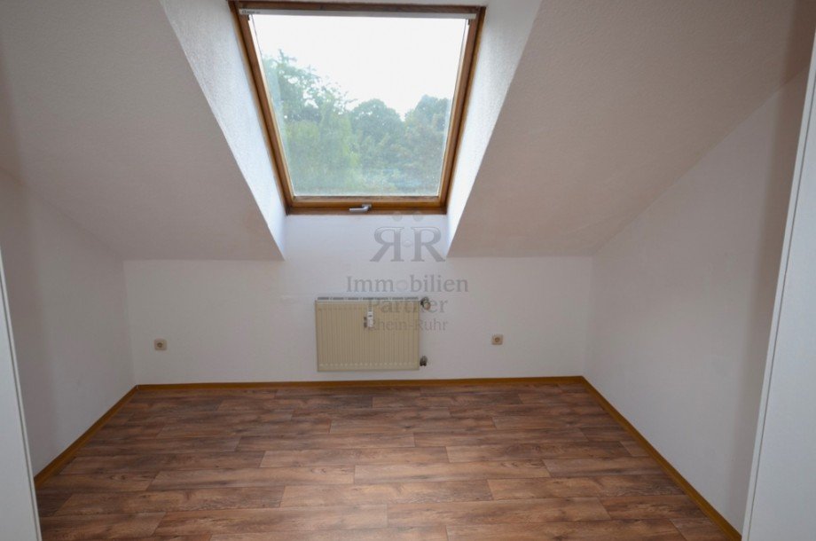 Kinderzimmer o. B�ro Dachgeschosswohnung Duisburg