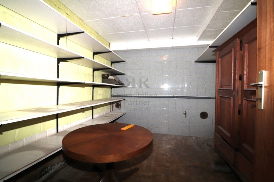 Kellerraum Gewerbegrundst�ck Voerde