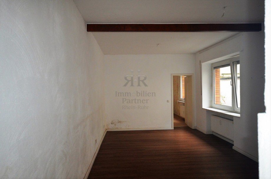 K�che mit Zugang zum Kinderzimmer Mehrfamilienhaus Krefeld