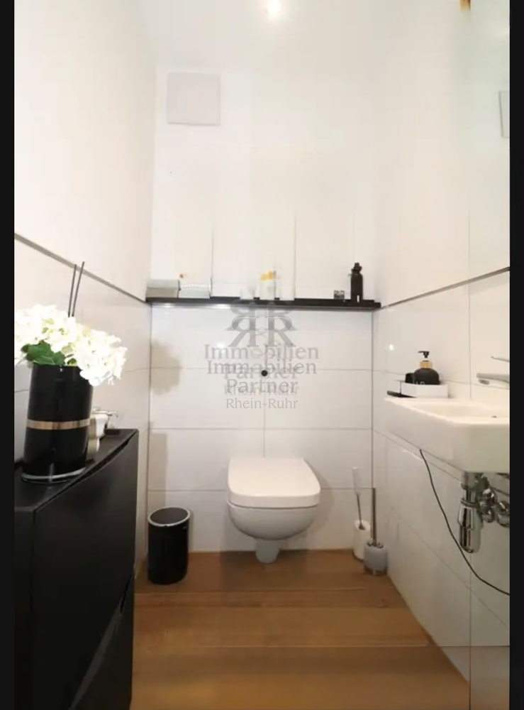 G�ste-WC Penthousewohnung Dinslaken