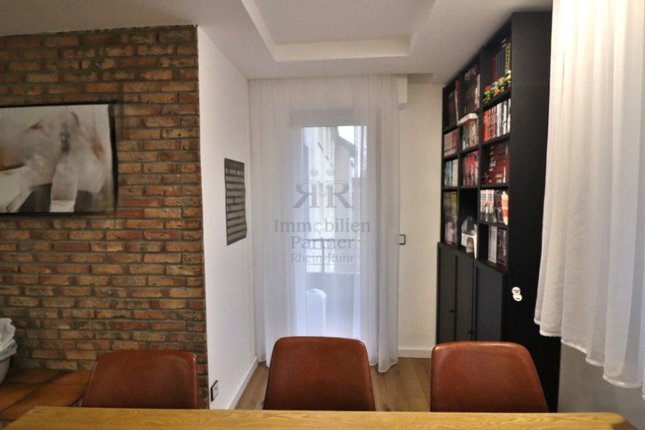 1. Zugang zum Balkon Etagenwohnung Essen