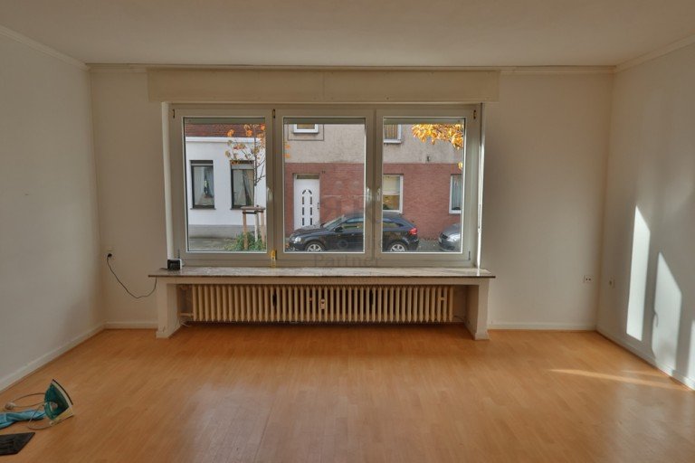 Wohnzimmer Duisburg Erdgeschosswohnung Helle Altbau-Wohnung im EG in Duisburg-Rheinhausen Bergheim