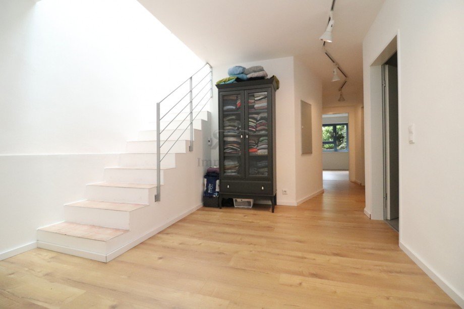 Souterrain_Diele Reihenendhaus Dinslaken