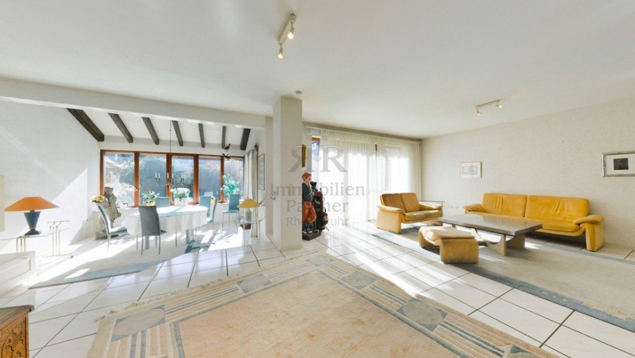 Wohn-Esszimmer__2 Erdgeschosswohnung Duisburg / Huckingen