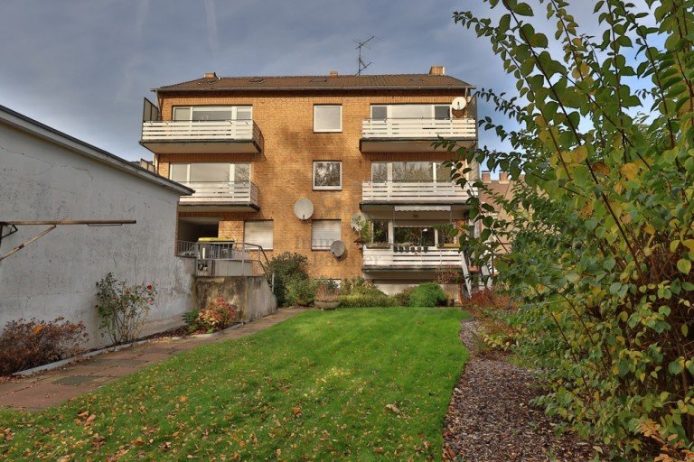 R�ckansicht Duisburg Etagenwohnung Sehr sch�nes renoviertes Apartment mit Balkon!