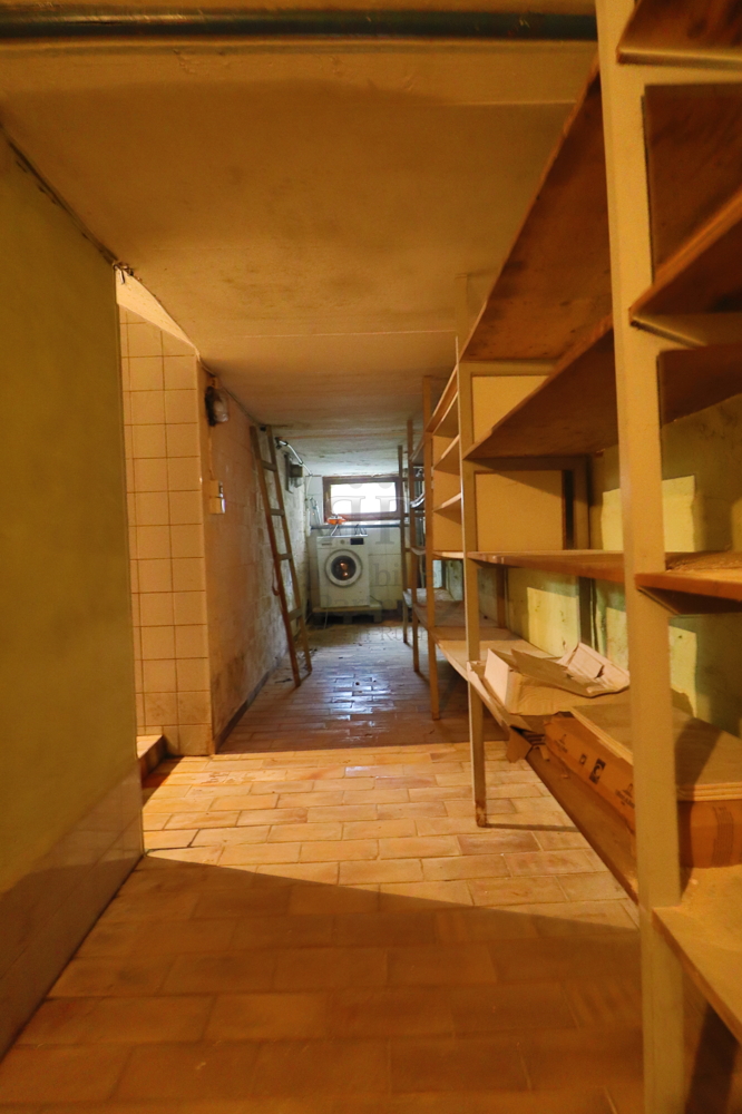 Kelleraum Gewerbegrundst�ck Voerde