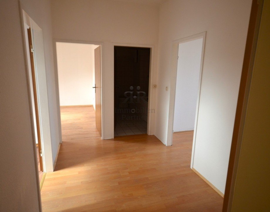 Diele Dachgeschosswohnung Duisburg