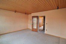 Schlafzimmer 2 Kleines Reihenhaus mit Garage in ruhiger von OB-Alstaden!