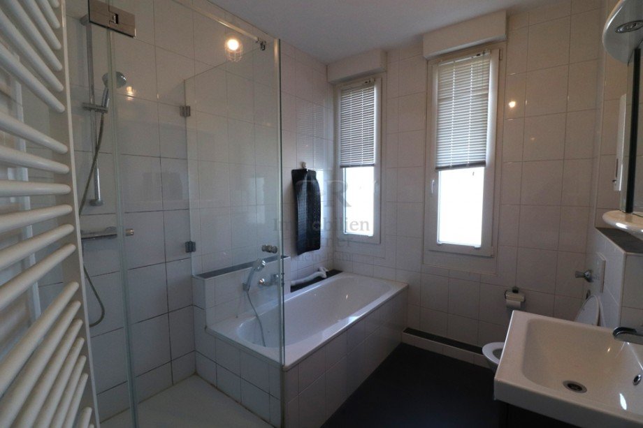 Große, helle Wohnung, nahe der Voerder Innenstadt! - Foto 2