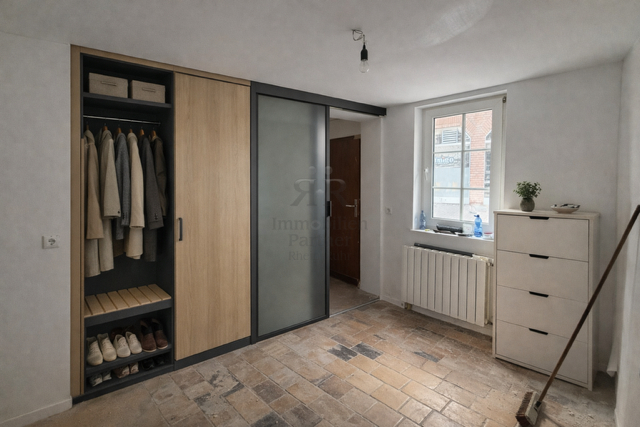 KI-Beispielbild als Inspiration_Dielenbereich Einfamilienhaus Dinslaken