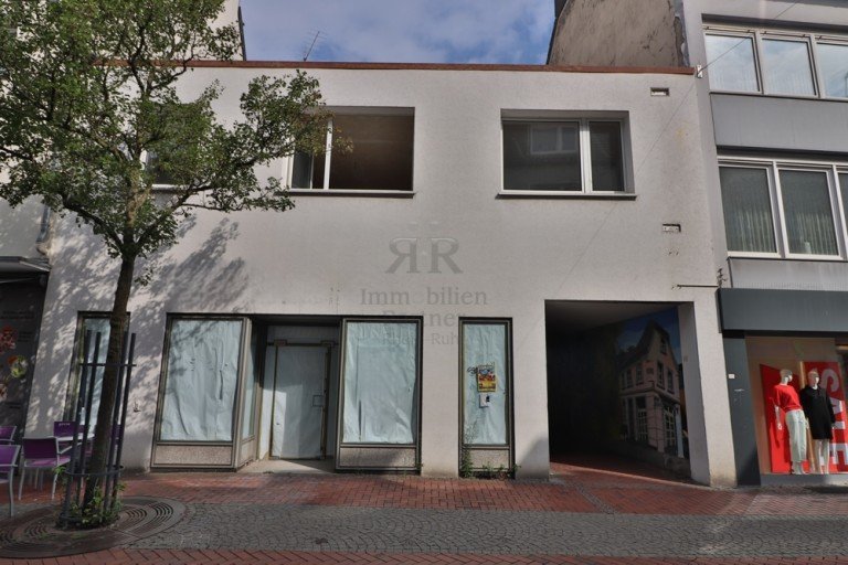 Au�enansicht Dinslaken Ladenlokal Renovierte und attraktive Gewerbefl�che/Ladenlokal mitten im Stadtkern von Dinslaken!