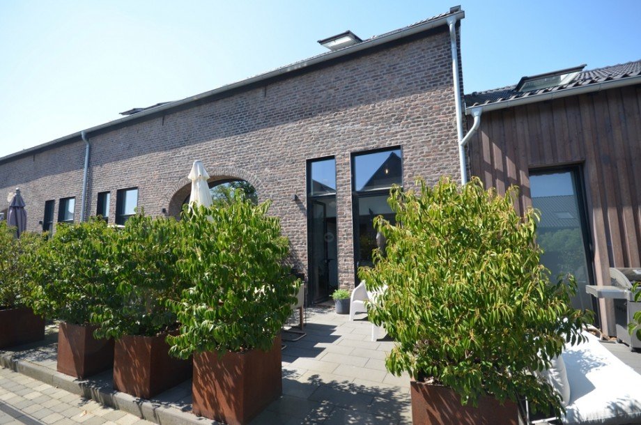 Hausansicht Maisonettewohnung Krefeld