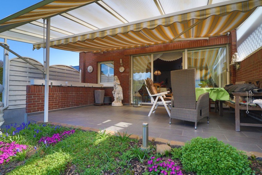 Terrasse Doppelhaush�lfte Dinslaken