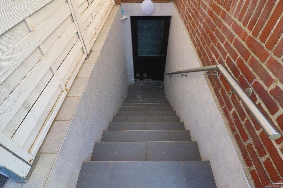 Kellerabgang Doppelhaush�lfte Dinslaken