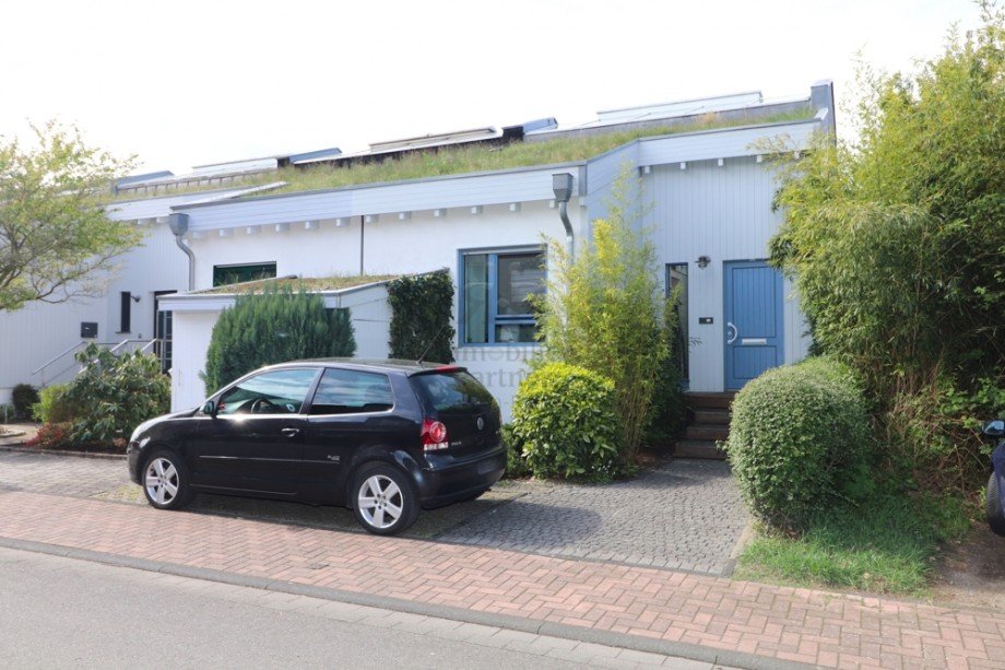 Vorderansicht Reihenendhaus Dinslaken