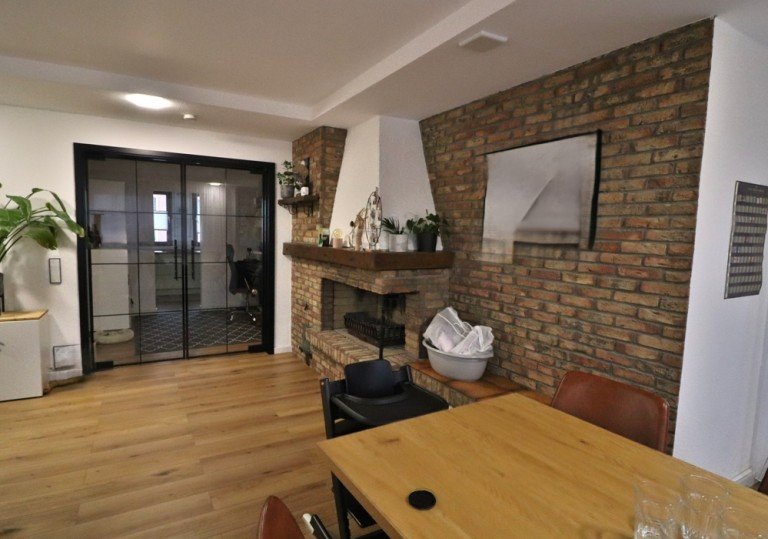 Wohnzimmer Essen Etagenwohnung Sch�ne Wohnung in Essen-Altendorf mit gehobener Ausstattung und Garage