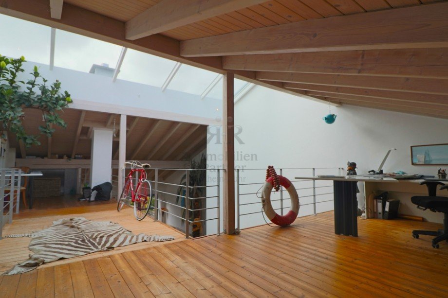 1. OG-Galerie Reihenendhaus Dinslaken