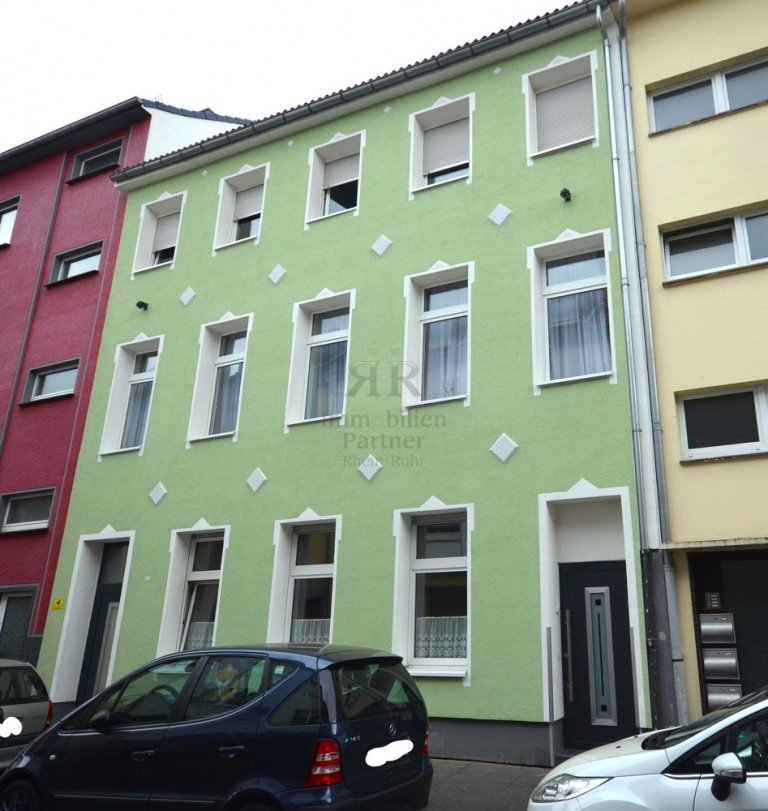 Hausansicht Krefeld / Cracau Dachgeschosswohnung Helle frisch renovierte 3-Raumwohnung im DG in energetisch saniertem Haus!