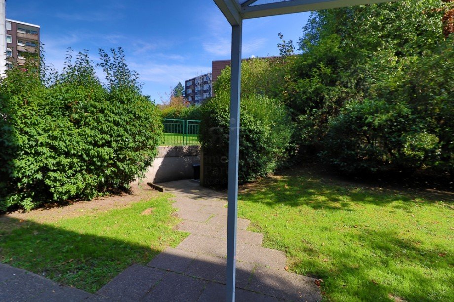 Hinter dem Haus Etagenwohnung Duisburg / Neum�hl