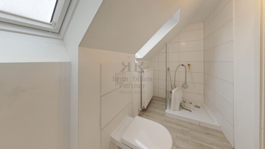 1.OG_2._Duschbad_ Einfamilienhaus Dinslaken