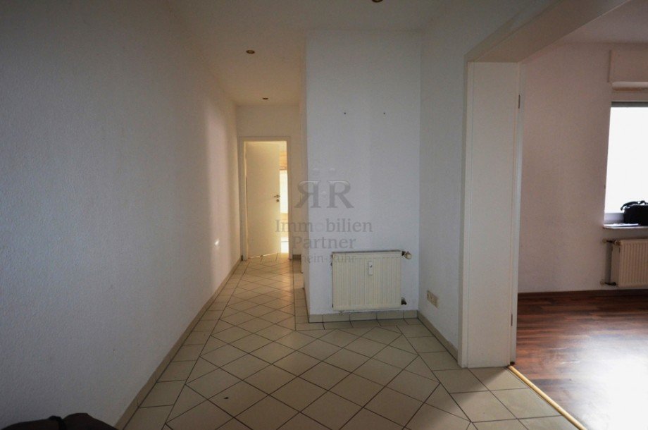 2. OG. Diele Mehrfamilienhaus Krefeld