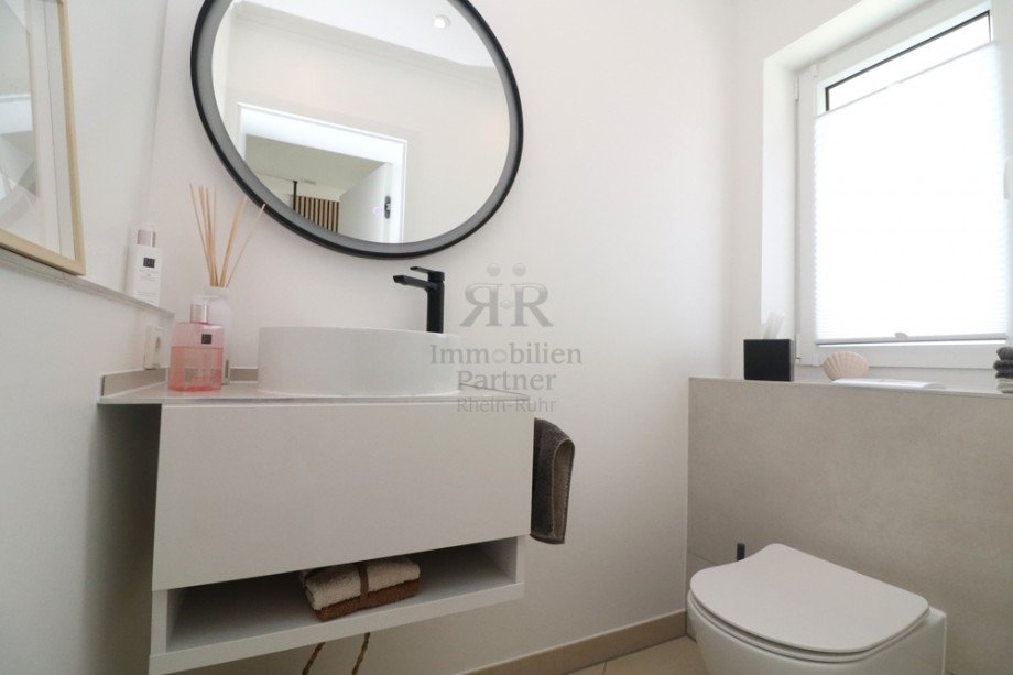 G�ste-WC Reihenendhaus Dinslaken / Hiesfeld
