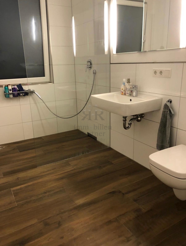 Duschbad Penthousewohnung Dinslaken